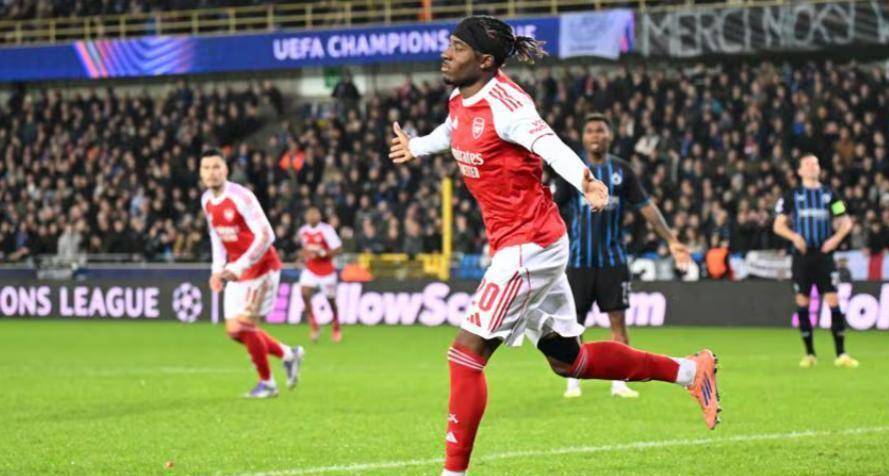 豪取6连胜！阿森纳一只脚进欧冠16强，穆里尼奥神了：2-0战胜意甲冠军